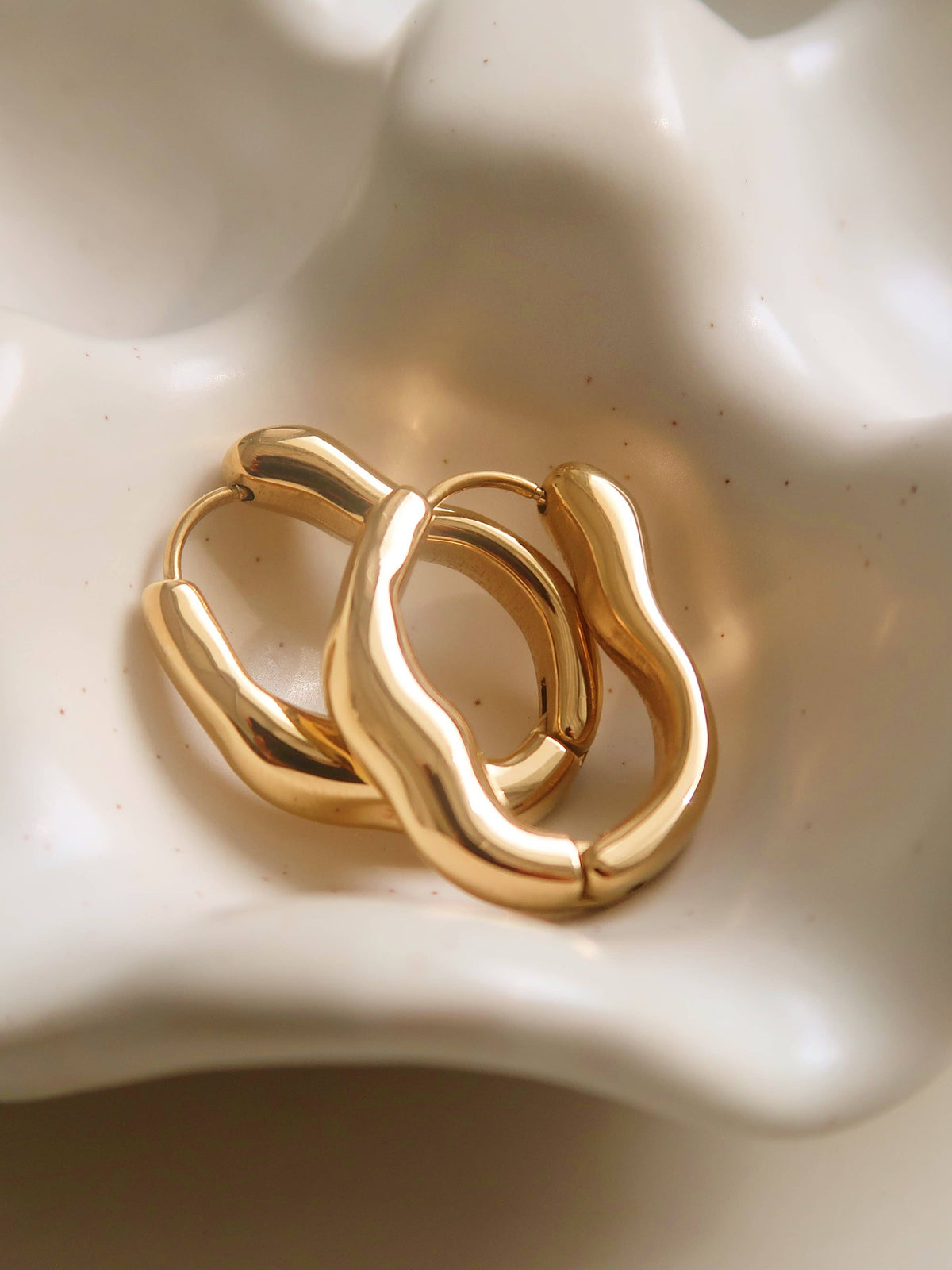 Darcy 18K Gold Non-Tarnish Oval Hoop Earring