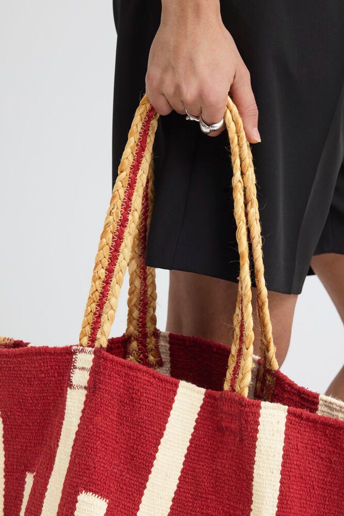 red_jute_tote_bag_with_stripes