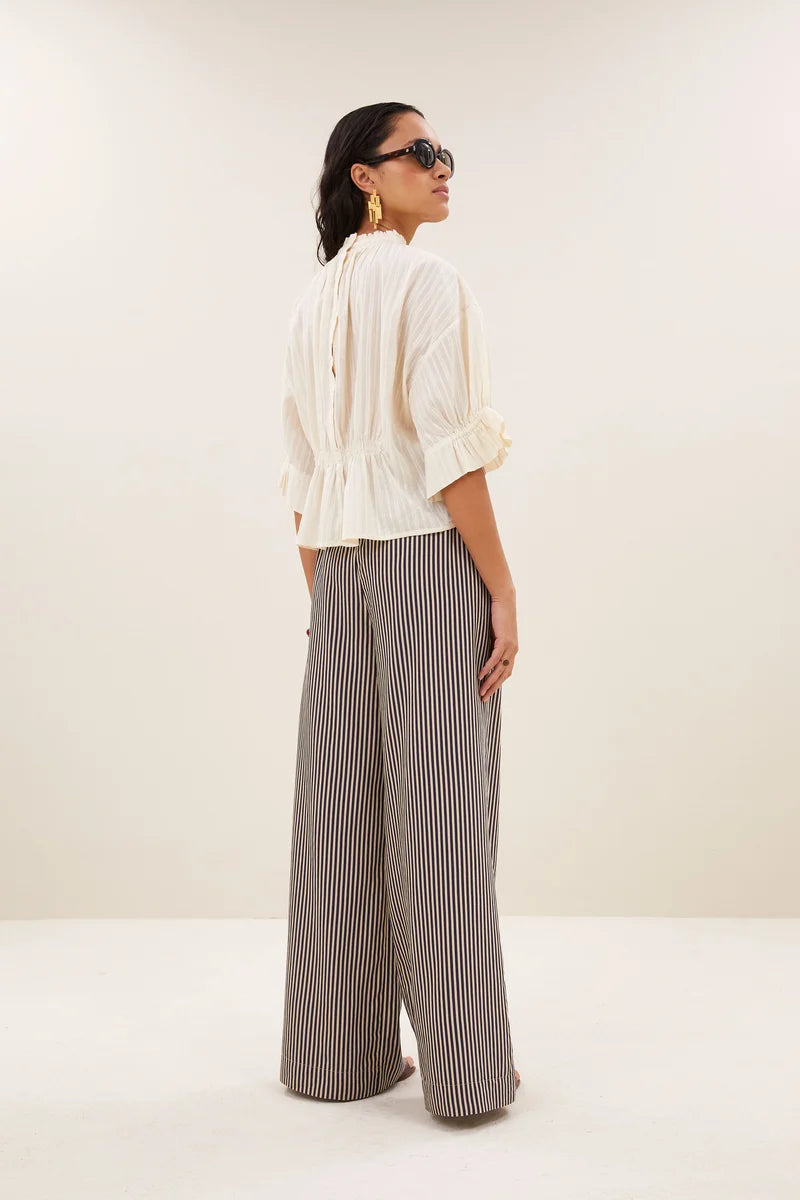 ISABEL DOBBY BLOUSE