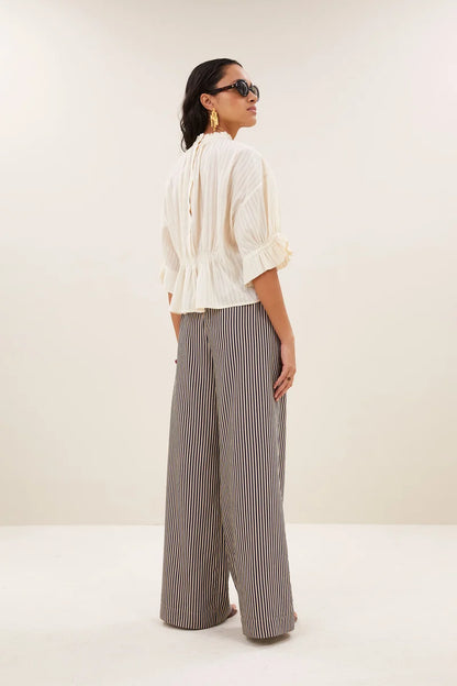 ISABEL DOBBY BLOUSE