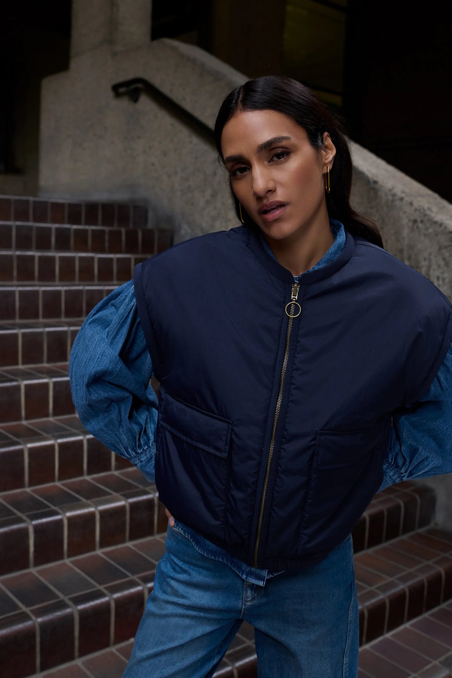 GIO SLEEVELESS JACKET - Midnight Blue