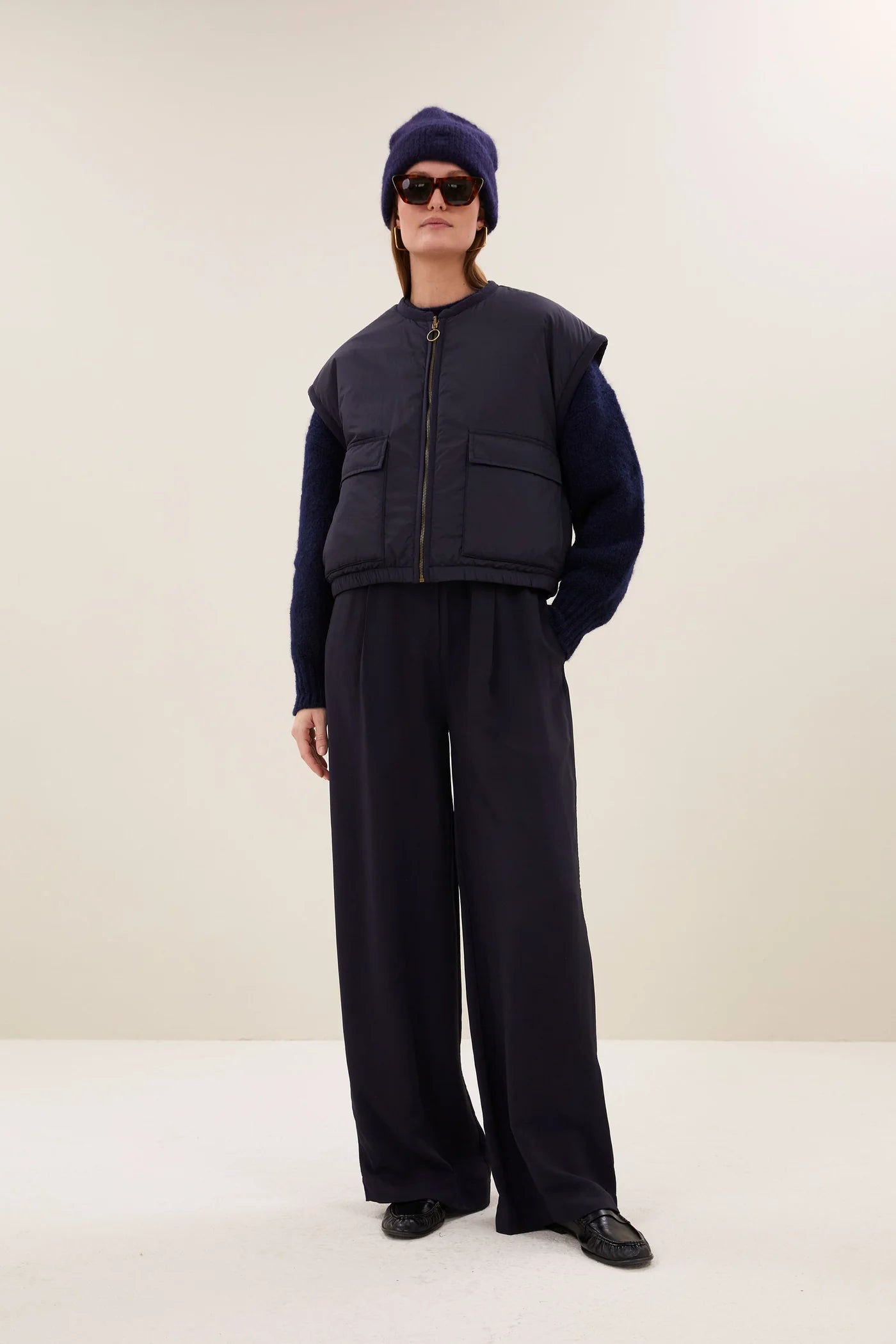GIO SLEEVELESS JACKET - Midnight Blue