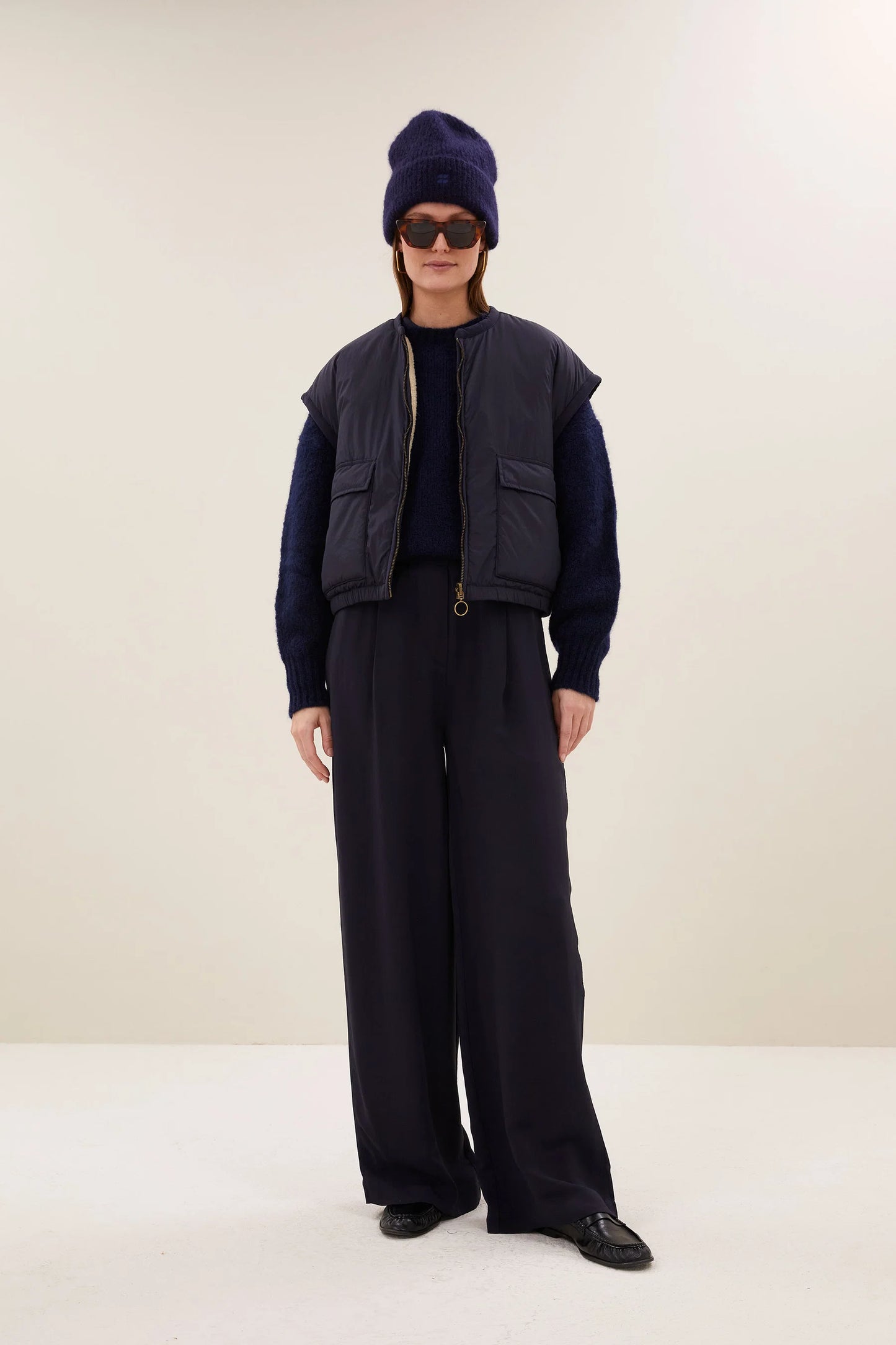 GIO SLEEVELESS JACKET - Midnight Blue