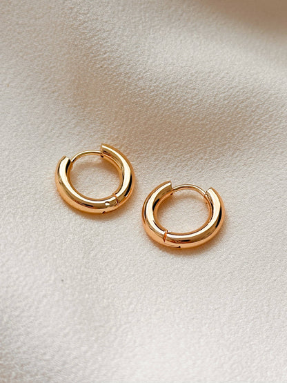 18k Gold Plated Chunky Huggie Hoop Earrings