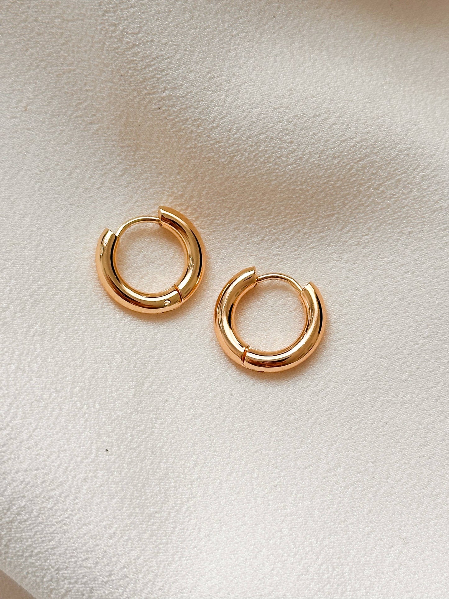 18k Gold Plated Chunky Huggie Hoop Earrings