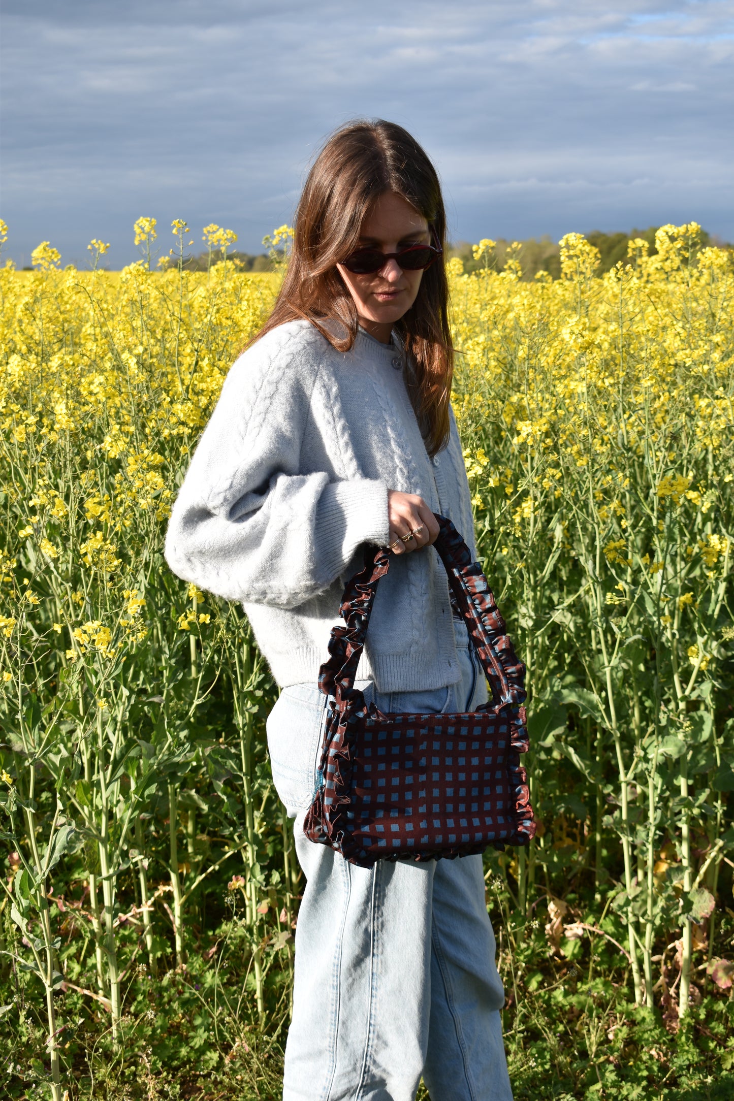 THE MASHRU FRILL BAG