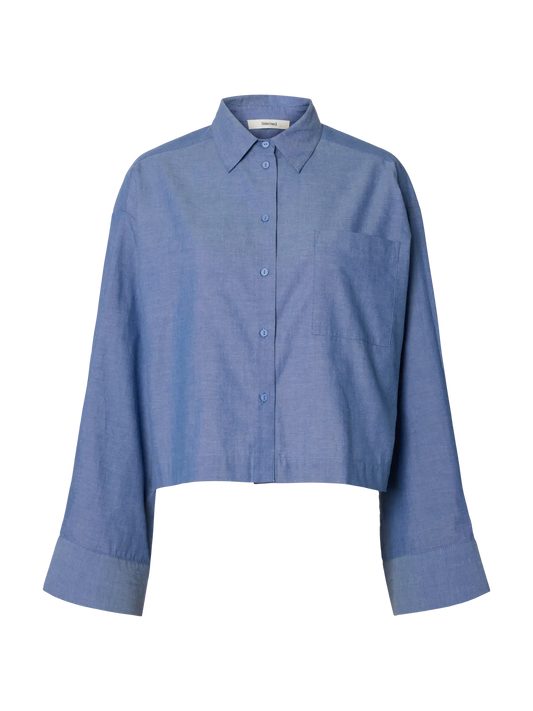 blue_cropped_shirt