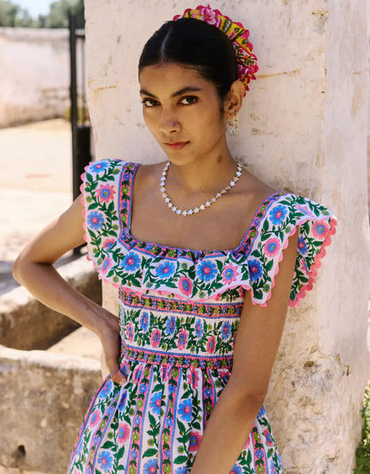 carrie_dress_with_folk_border