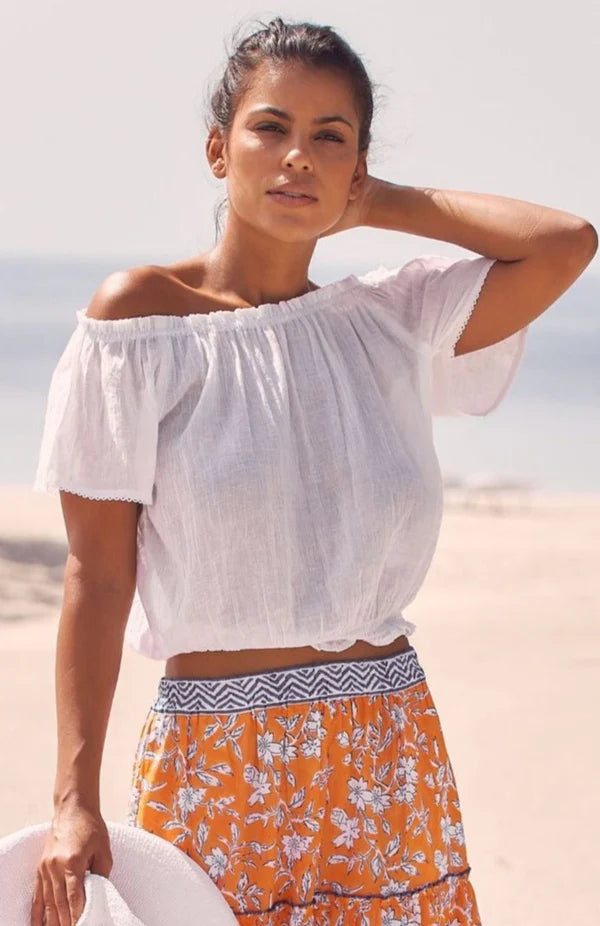 casa_ru_illana_top_white_frill