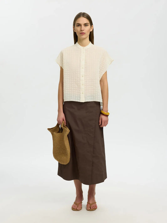 OVERSIZED SLEEVELESS CHECKED SHIRT - Cream