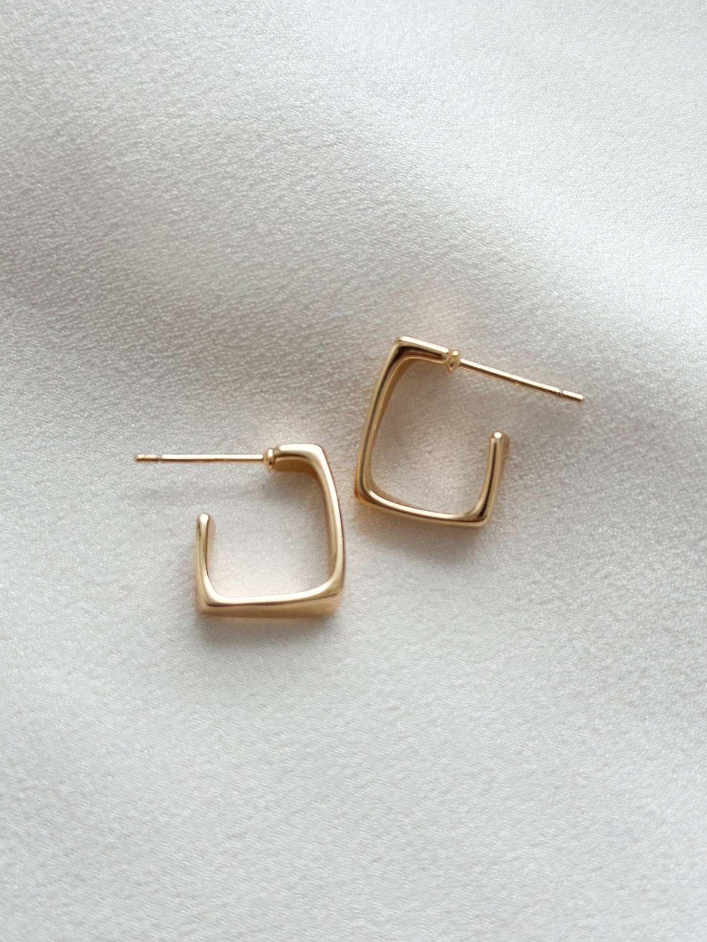 18k Gold Plated Rectangle Hoop Earrings