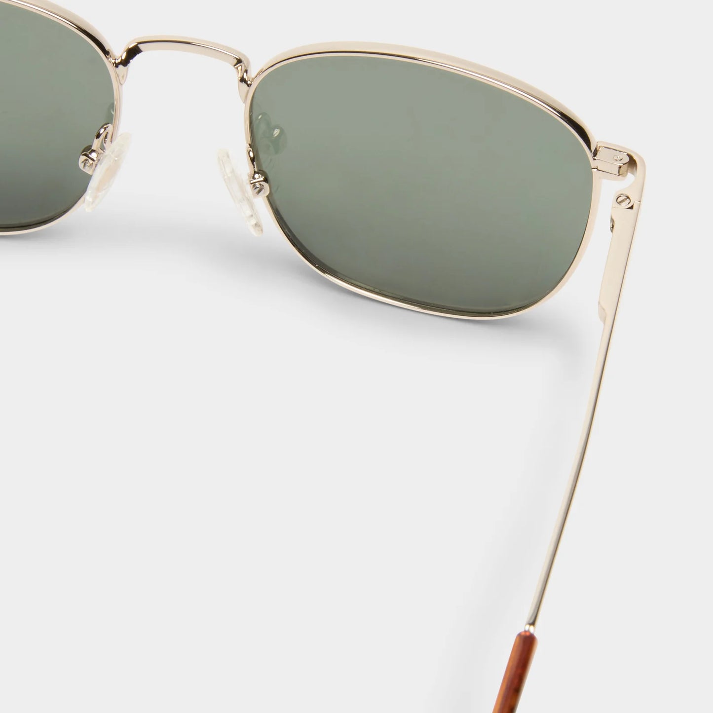 gold_frame_neptune_deux_polarised_sunglasses