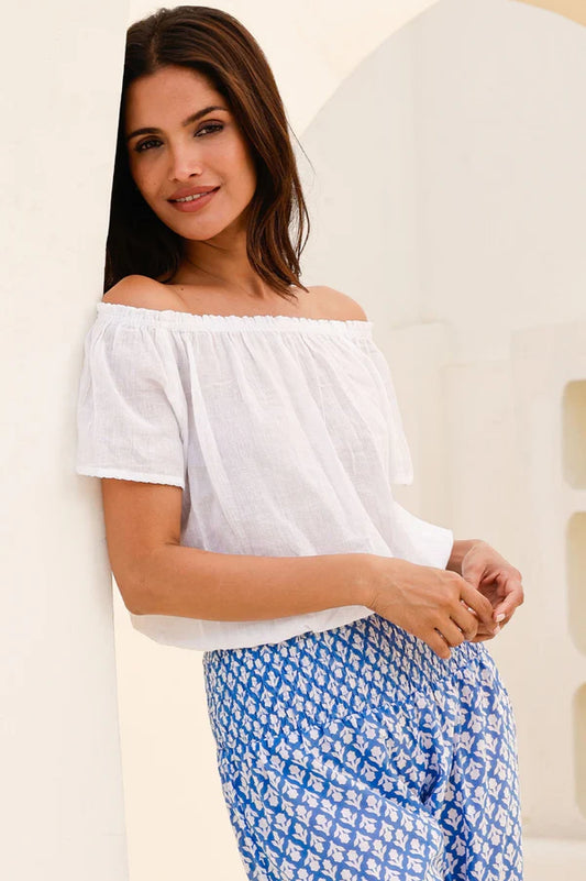 illana_top_white_frill