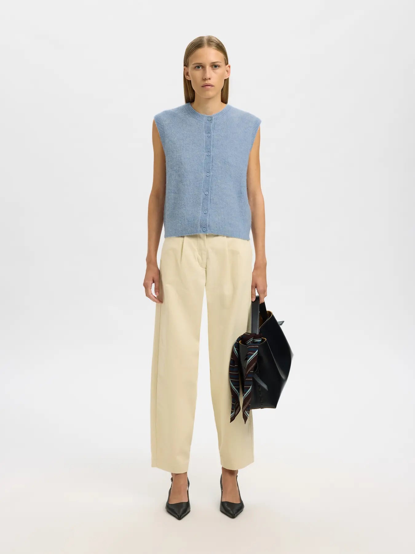light_blue_sleeveless_knit