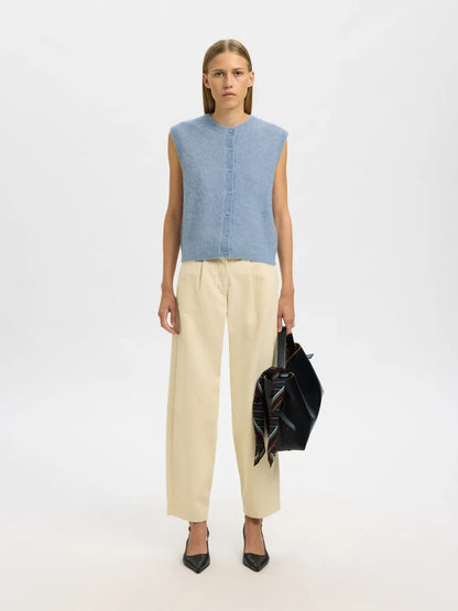 light_blue_sleeveless_knit