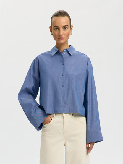 womens_blue_cropped_shirt