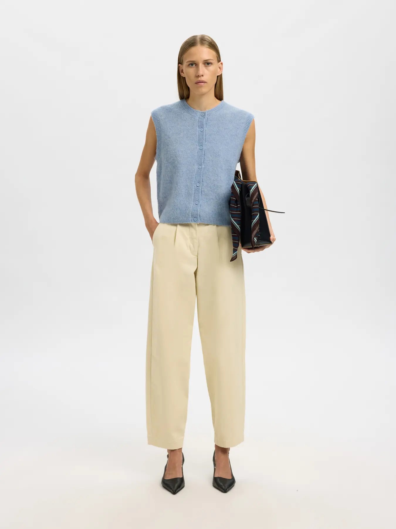 womens_sleeveless_knit_soft_blue